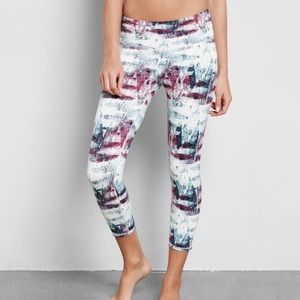 Threads 4 thought Half Lotus Crop pants